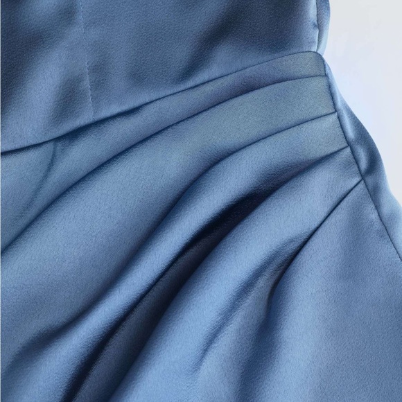 Cider Large Blue Satin Long Sleeve Side Ruched Mini Dress - Picture 4 of 10